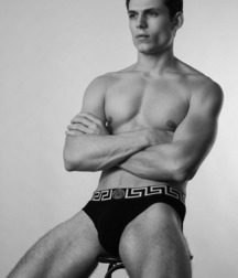 Boys in Versace underwear. 5ae78ee9ea36c.jpg