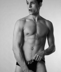Boys in Versace underwear. 5ae78eeadfd22.jpg