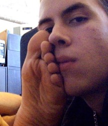 Feet 2 56ea838fcfe78.jpg