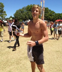 Straight Aussies having fun 56de0df68eed7.jpg
