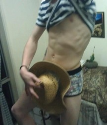 Hot stuff aka Wish I was there 571cccea45c5d.jpg