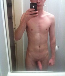 Boys nude selfie boys porn 5ecf72c36e7cf.jpeg