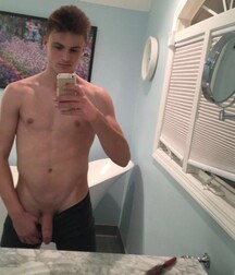 Boys nude selfie boys porn 5ecf72cd5fc11.jpeg