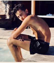 Beautiful boys gay tube mix teen selfies 5f6c4eef0f3d1.jpeg