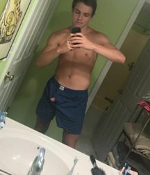 booooys 5ddc6f3c475e2.jpg