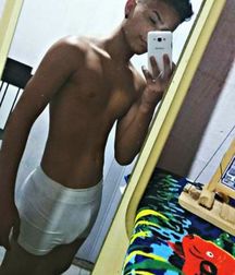 booooys 5ddc6f57267a7.jpg
