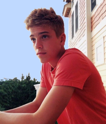 Hotties 5ae3d1435847f.png