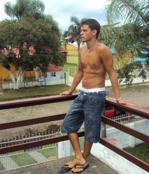 shirtless boys from the net 001 5853794a43e2a.jpg