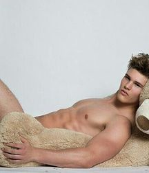shirtless boys from the net 001 58537953a3b74.jpg