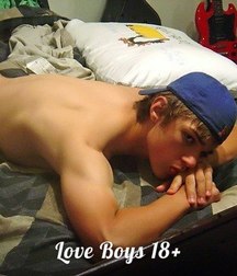 nude boys from the net 001 5853e8305d0a3.jpg
