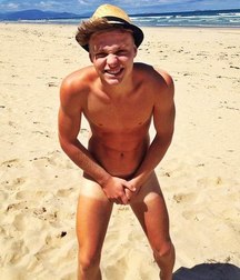 nude boys from the net 001 5853e97102e3f.jpg