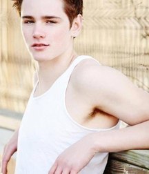 beautiful boys from the net 002 5864567c6f97d.jpg