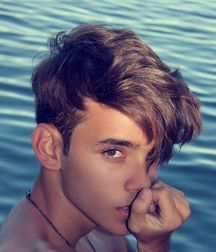 beautiful boys from the net 002 586456e5d766d.jpg