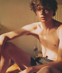 shirtless boys from the net 002 586576384c646.jpg