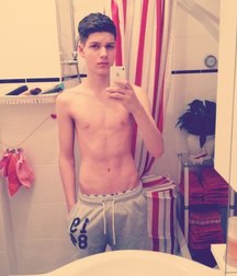 shirtless boys from the net 002 5865763be6593.jpg