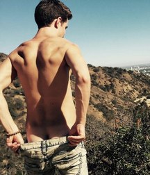 shirtless boys from the net 002 586576415bade.jpg