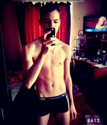 shirtless boys from the net 002 5865764818890.jpg