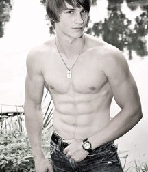 shirtless boys from the net 002 586576a03ab35.jpg