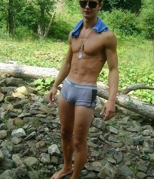 shirtless boys from the net 002 5865770f54de3.jpg