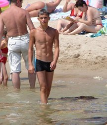 shirtless boys from the net 002 58657748220c0.jpg