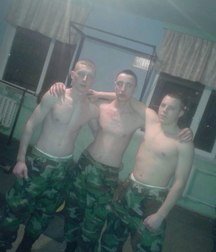 shirtless boys from the net 002 58657762cbb45.jpg