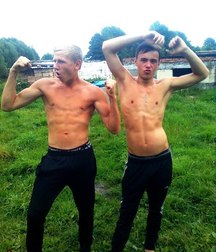 shirtless boys from the net 002 5865781989c4e.jpg