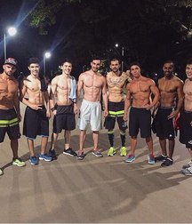 shirtless boys from the net 002 5865783858c51.jpg