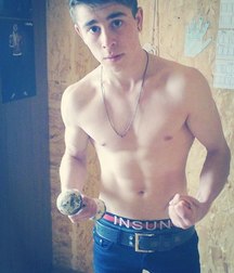 shirtless boys from the net 002 58657840887af.jpg