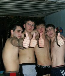 shirtless boys from the net 002 58657854622f7.jpg