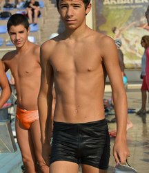 shirtless boys from the net 002 58657855b7f1a.jpg