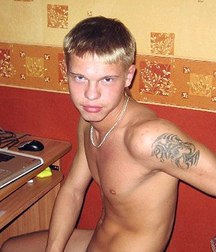 shirtless boys from the net 002 5865787a4e527.jpg