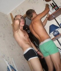 shirtless boys from the net 002 58657887224db.jpg