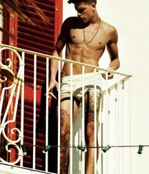 shirtless boys from the net 002 586578a2c7a22.jpg