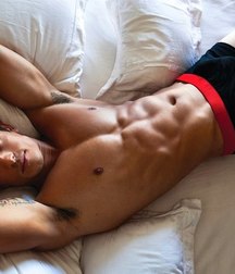 shirtless boys from the net 002 586578a3d38ed.jpg