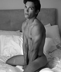 nude boys from the net 002 58d63a5f2ee43.jpg