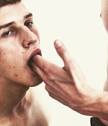 Uploaded by:typhoon951 58d63f04ead6e.jpg