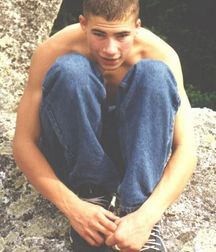 Posing Boy 589b44ad0b45c.jpg