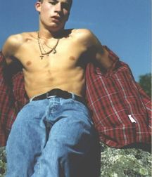 Posing Boy 589b44b4dfc91.jpg