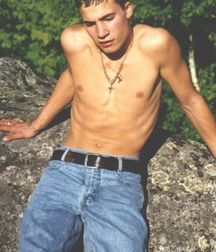 Posing Boy 589b44b60206b.jpg