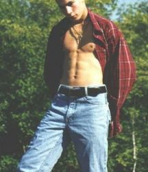 Posing Boy 589b44bb7c862.jpg