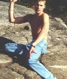 Posing Boy 589b44cf34218.jpg
