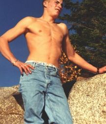 Posing Boy 589b44d01df54.jpg