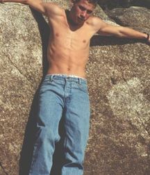 Posing Boy 589b44d37addc.jpg
