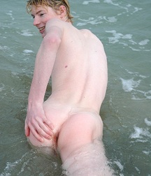 Beach Bums 59364c397d43a.jpg