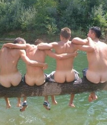 Summertime Booty is a Thing of Beauty 593c59ba8d930.jpg