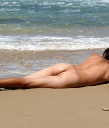 Summertime Booty is a Thing of Beauty 593c5d7e75d37.jpg