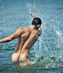 Summertime Booty is a Thing of Beauty 593c601db340d.jpg