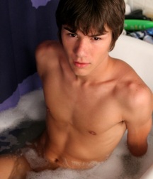 Bath Time for Damien 594163109df58.jpg