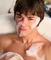 Bath Time for Damien 59416349c6c48.jpg