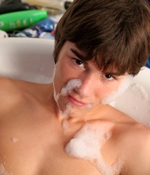 Bath Time for Damien 594163543b8d3.jpg
